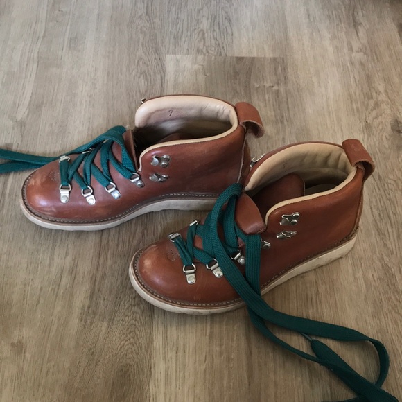 CRARY hiking boots - Picture 2 of 8